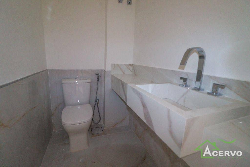 Apartamento à venda com 4 quartos, 225m² - Foto 5