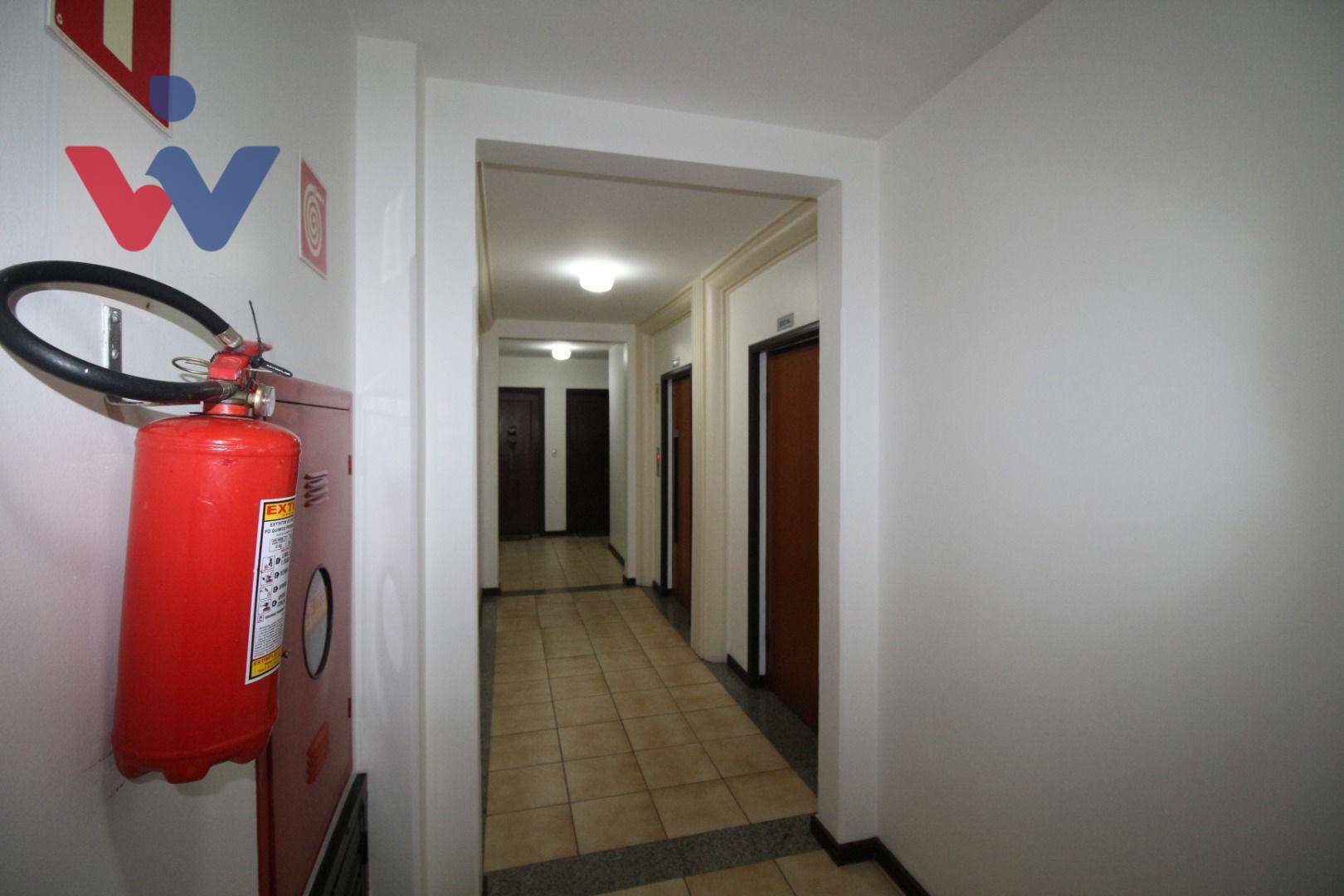 Apartamento à venda com 4 quartos, 106m² - Foto 32