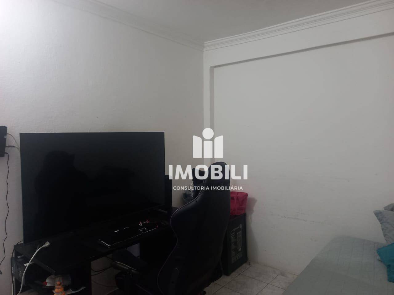 Apartamento à venda com 3 quartos, 76m² - Foto 18