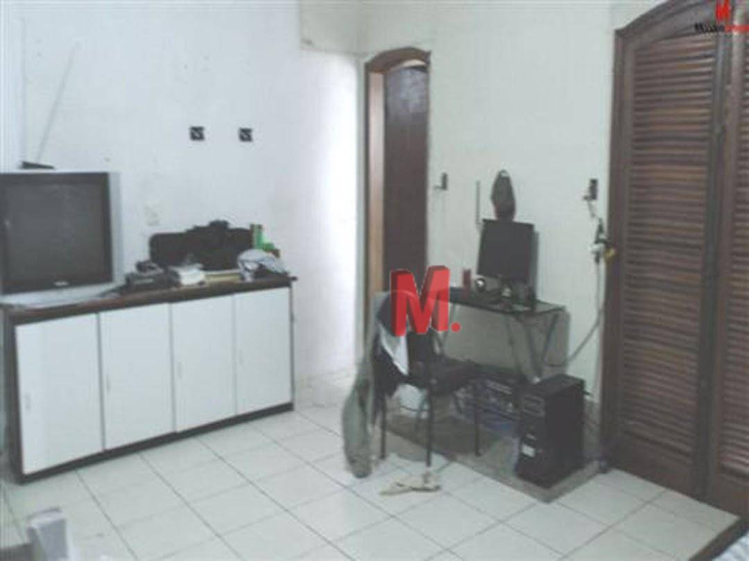 Casa à venda com 3 quartos, 289m² - Foto 27