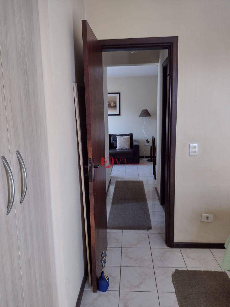 Apartamento à venda com 2 quartos, 72m² - Foto 47