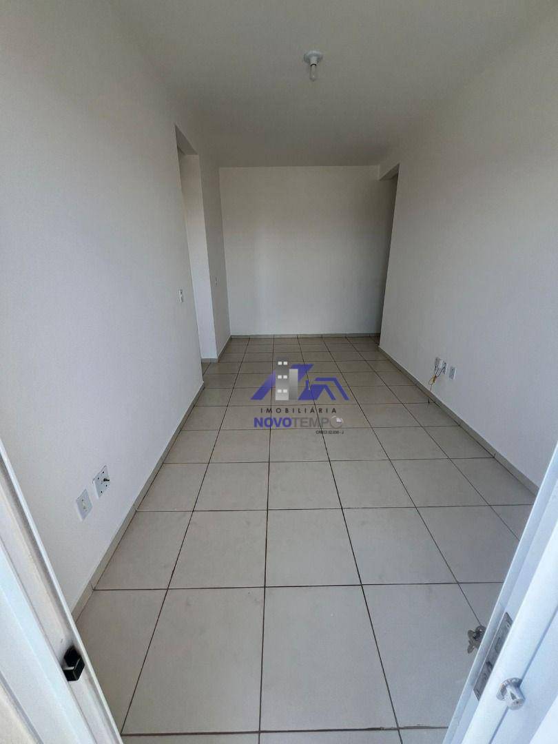 Apartamento à venda com 2 quartos, 56m² - Foto 4