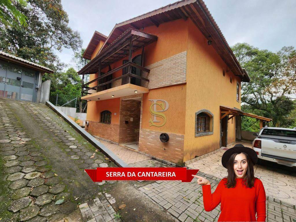 Casa de Condomínio à venda com 4 quartos, 320m² - Foto 1