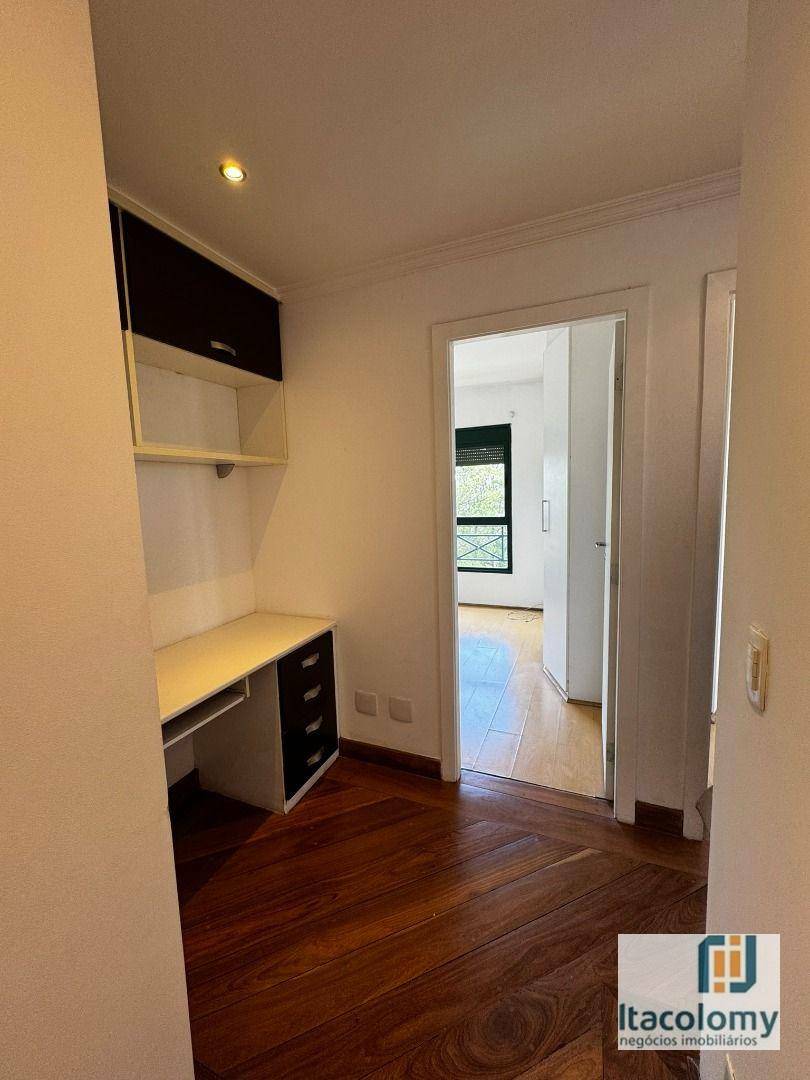 Apartamento para alugar com 3 quartos, 94m² - Foto 10