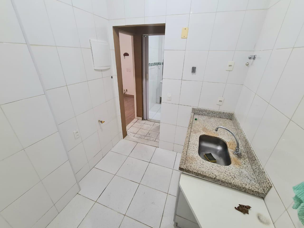 Apartamento à venda com 2 quartos, 55m² - Foto 22