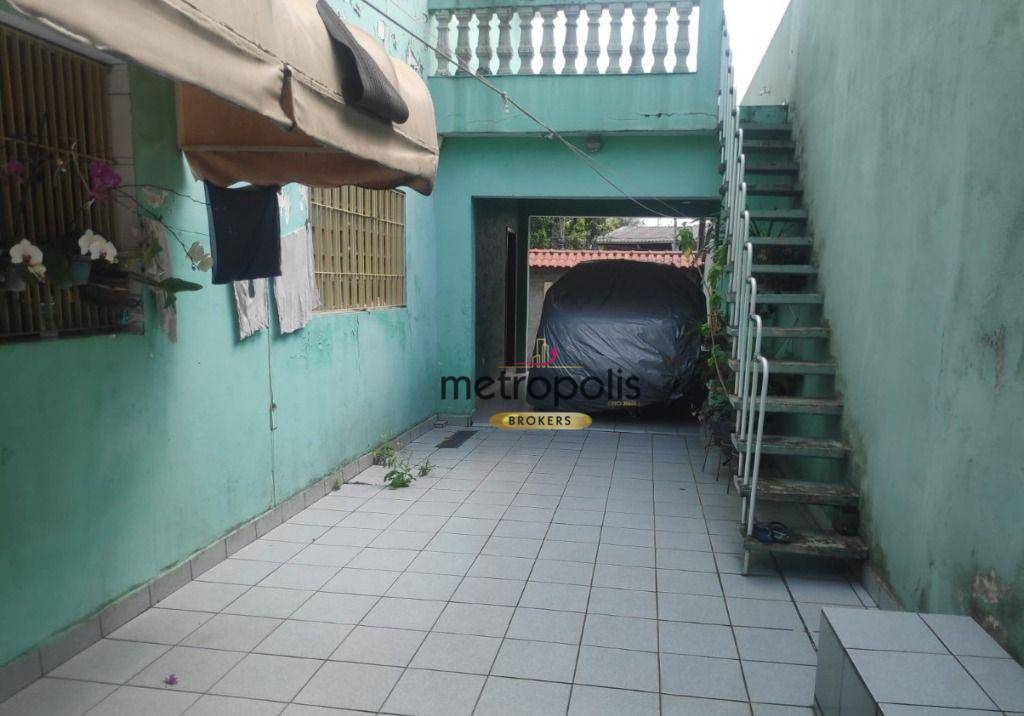 Sobrado à venda com 3 quartos, 300m² - Foto 4