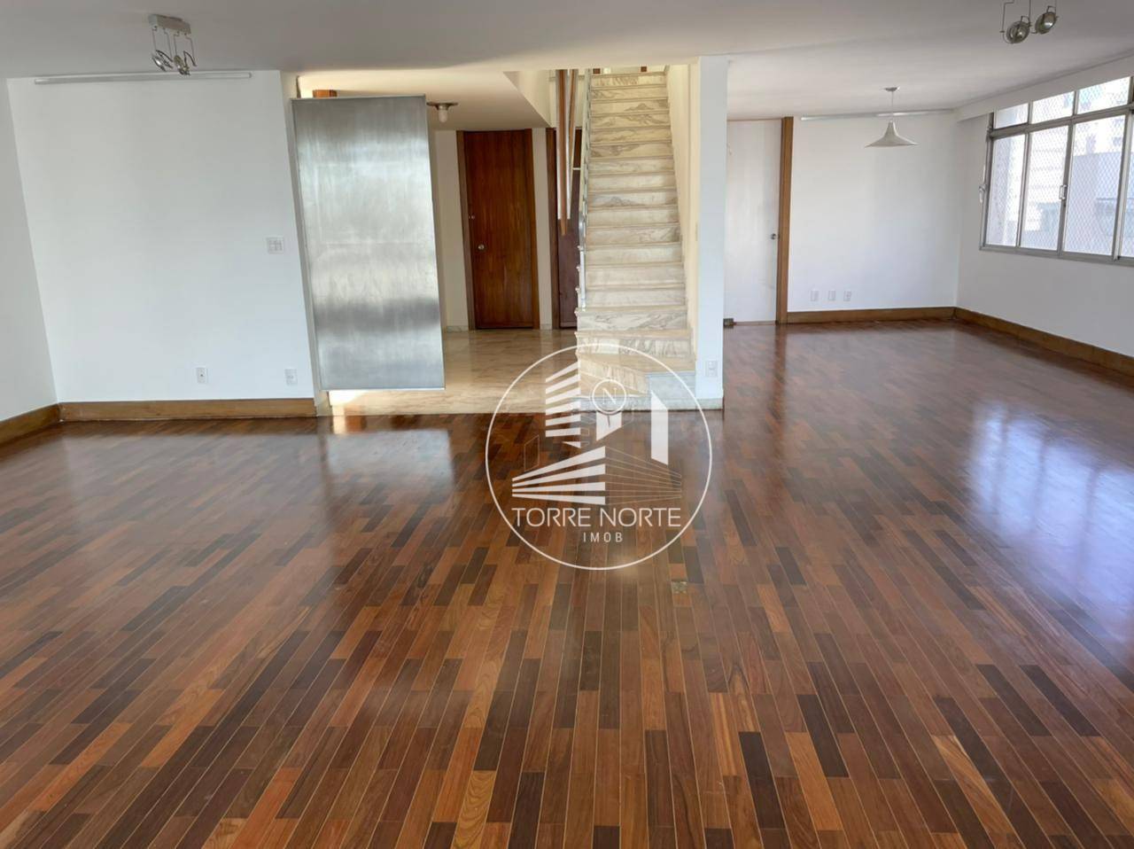 Cobertura à venda com 4 quartos, 351m² - Foto 17