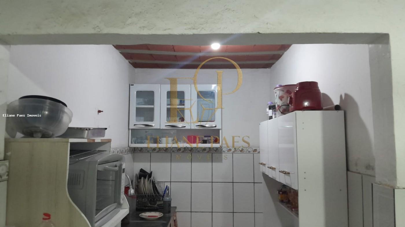 Casa à venda com 2 quartos, 60m² - Foto 4
