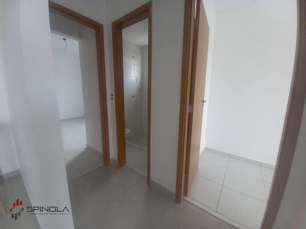 Apartamento à venda com 2 quartos, 68m² - Foto 20