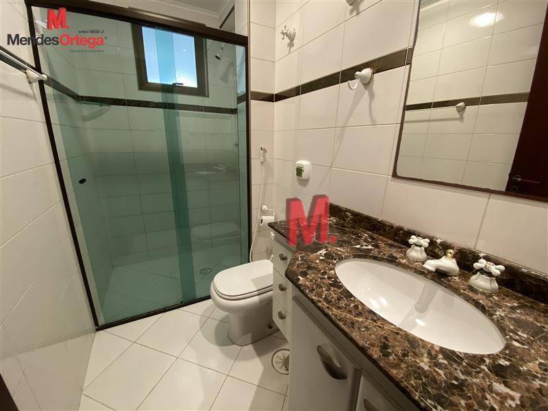 Apartamento à venda com 4 quartos, 227m² - Foto 15