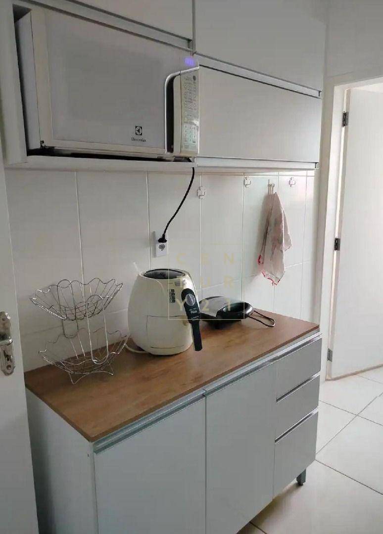 Apartamento à venda e aluguel com 2 quartos, 65m² - Foto 2