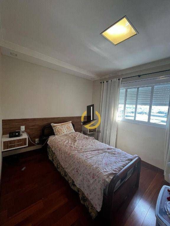 Apartamento à venda com 3 quartos, 106m² - Foto 12