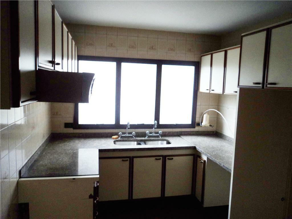 Apartamento à venda com 4 quartos, 226m² - Foto 16