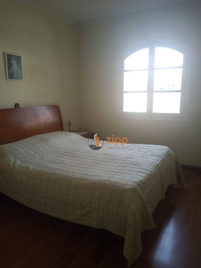 Sobrado à venda com 4 quartos, 205m² - Foto 4