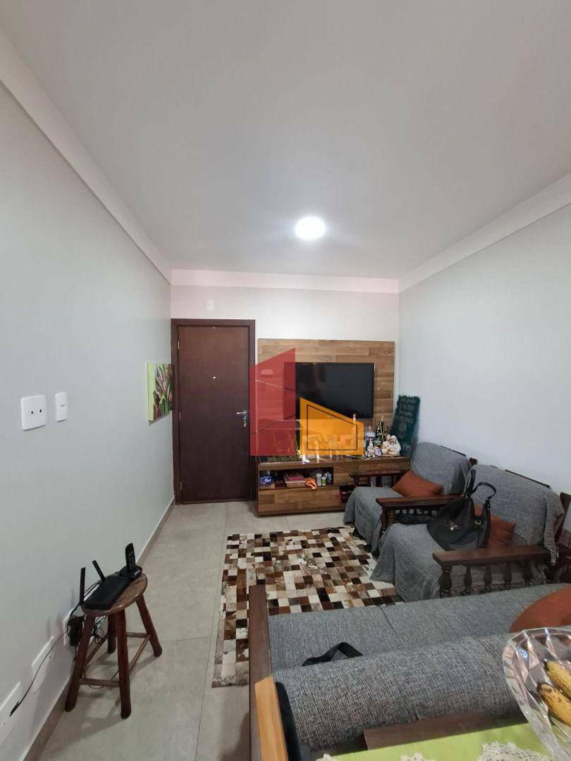 Apartamento à venda com 2 quartos, 70m² - Foto 4