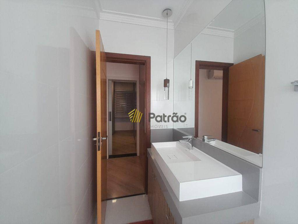 Sobrado à venda com 3 quartos, 245m² - Foto 44