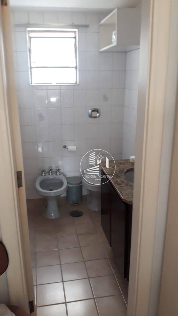 Apartamento à venda com 3 quartos, 115m² - Foto 28