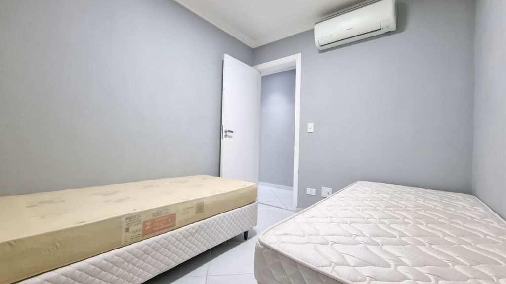 Apartamento à venda com 4 quartos, 140m² - Foto 13