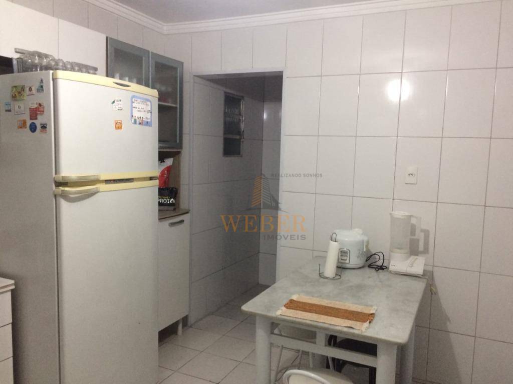 Casa à venda com 2 quartos, 99m² - Foto 8