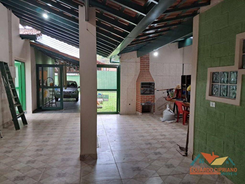 Casa à venda com 3 quartos, 350m² - Foto 10