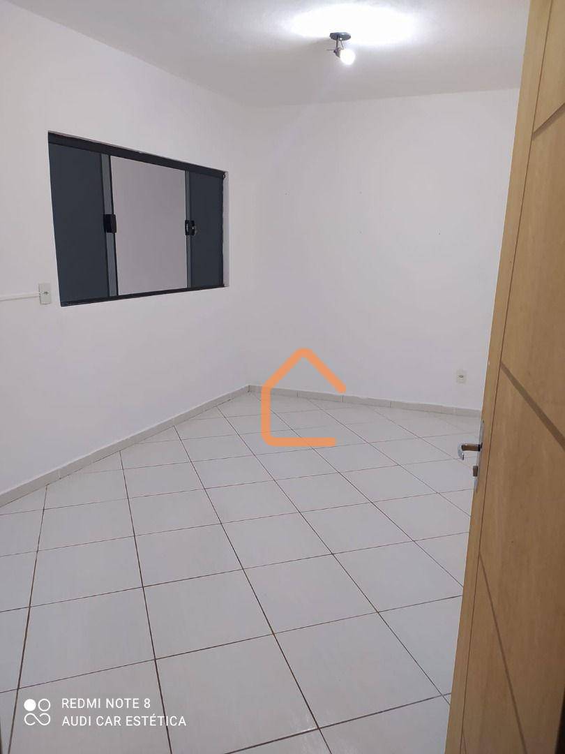 Casa à venda com 2 quartos, 130m² - Foto 9