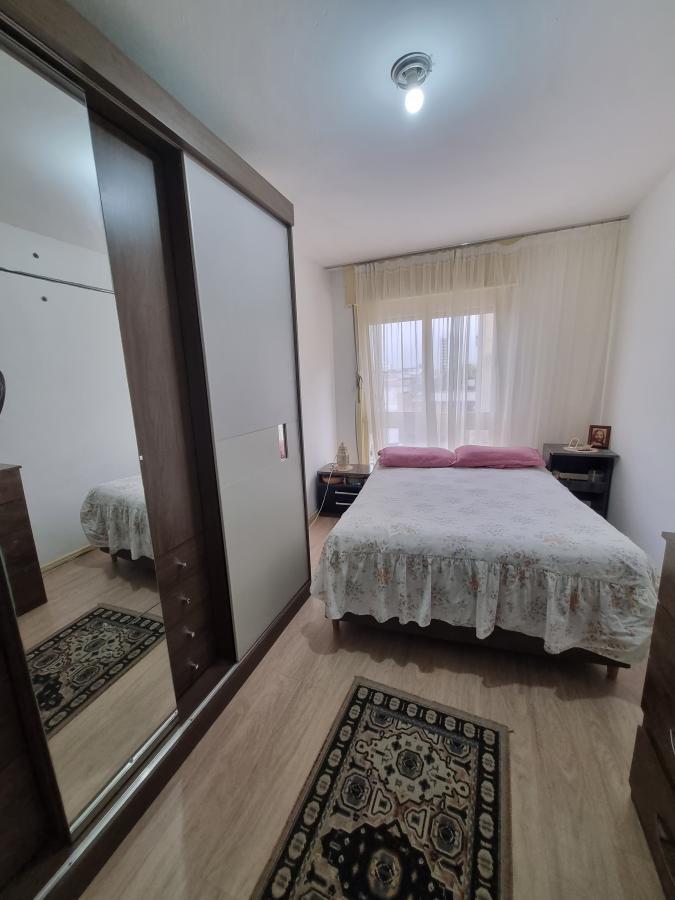 Apartamento à venda com 2 quartos, 75m² - Foto 5