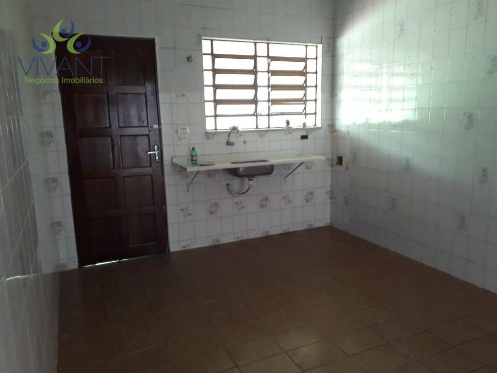 Casa à venda com 3 quartos, 119m² - Foto 9