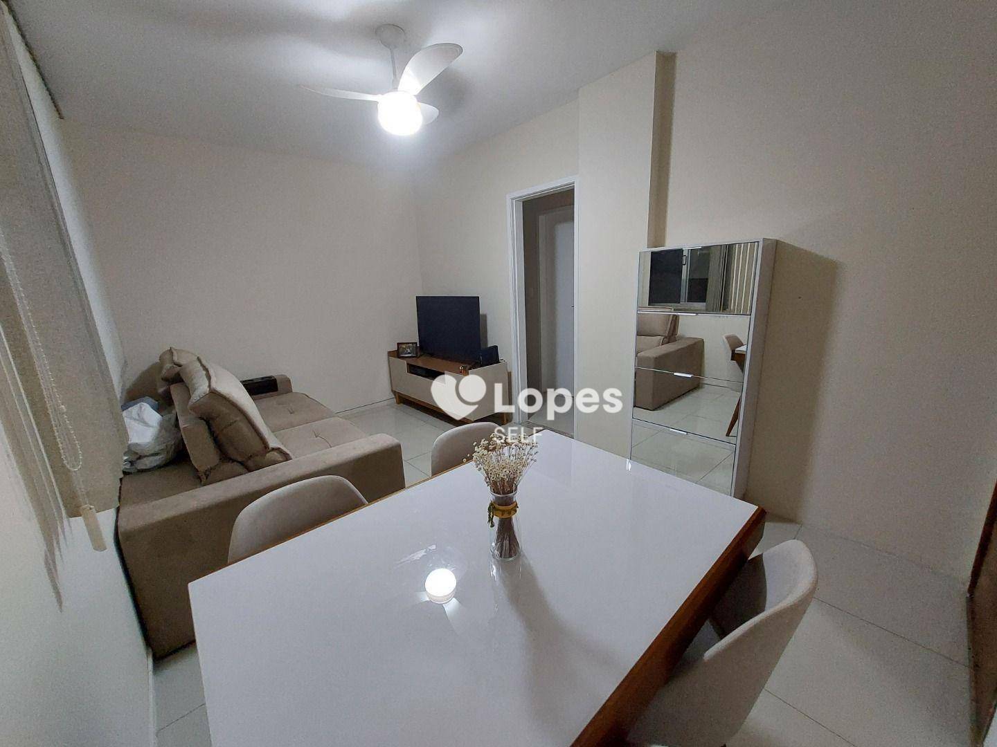 Apartamento à venda com 2 quartos, 65m² - Foto 3