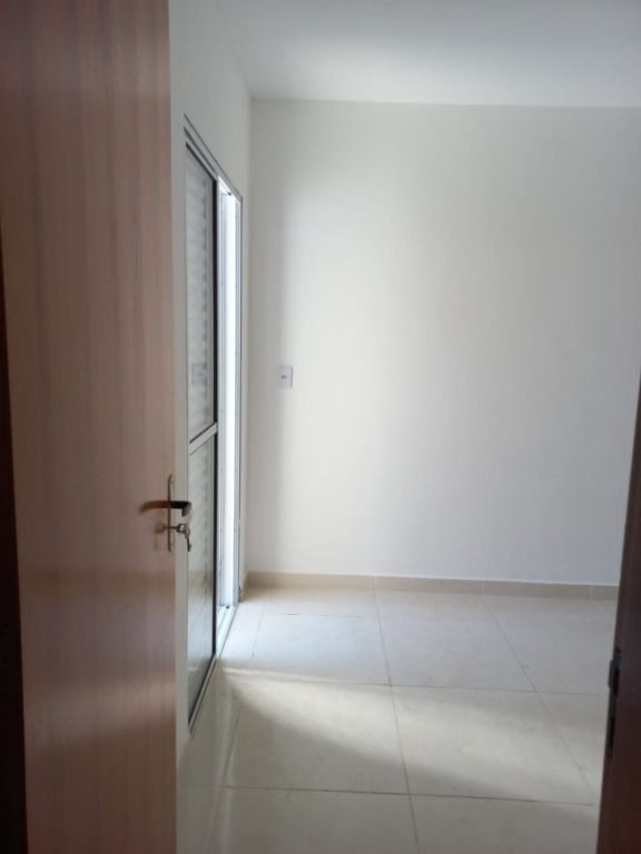 Apartamento à venda com 2 quartos, 37m² - Foto 11