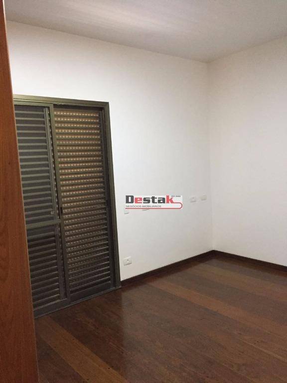 Apartamento à venda com 2 quartos, 240m² - Foto 19