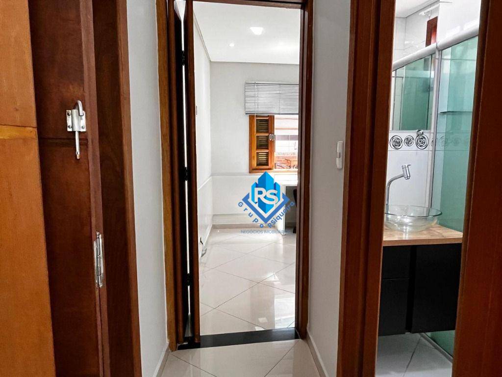 Sobrado à venda e aluguel com 4 quartos, 250m² - Foto 26