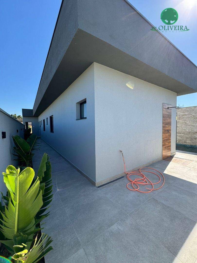 Casa de Condomínio à venda com 3 quartos, 225m² - Foto 34