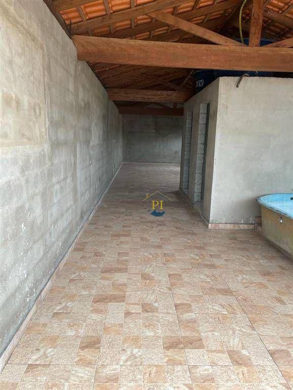 Casa à venda com 5 quartos, 100m² - Foto 26