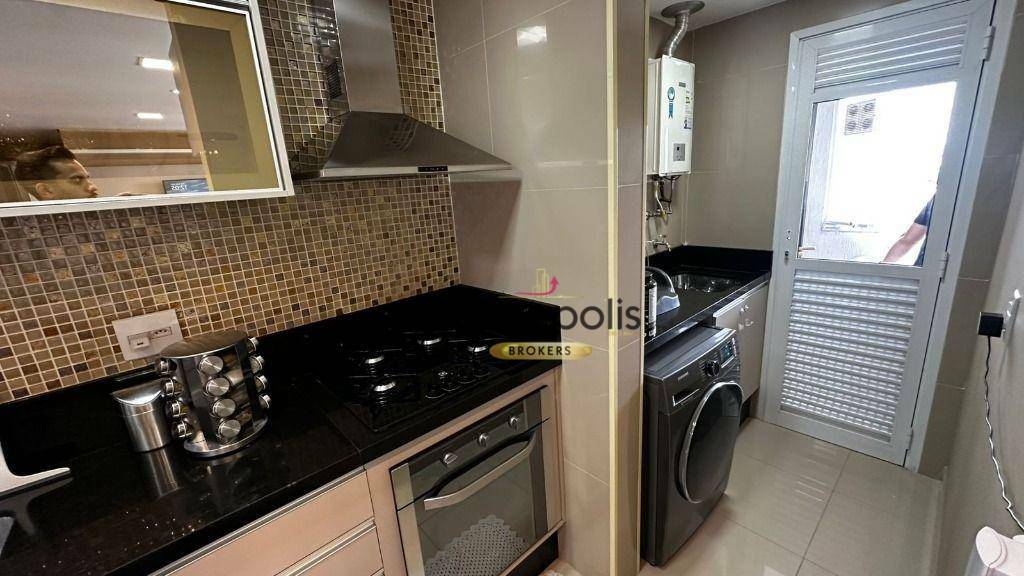 Apartamento à venda com 2 quartos, 72m² - Foto 13