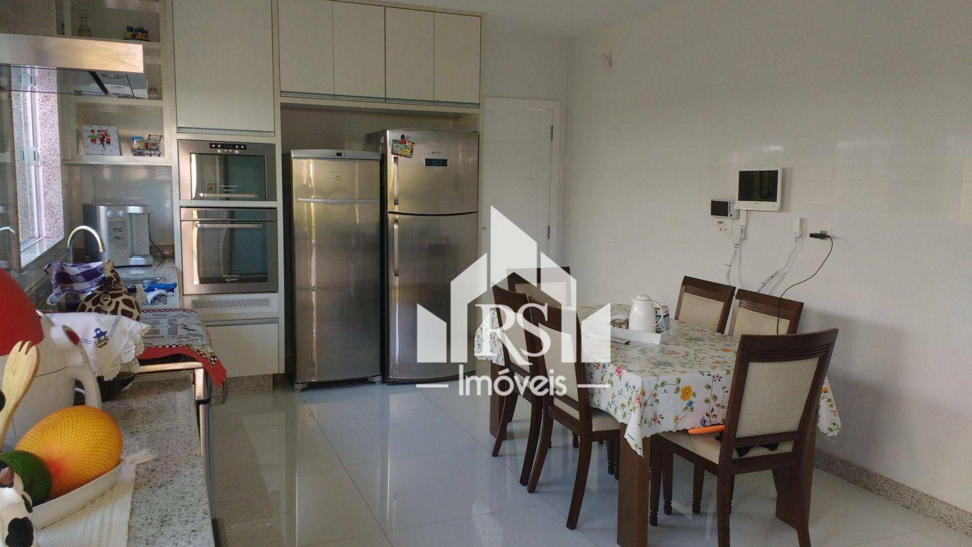 Casa à venda com 5 quartos, 365m² - Foto 4