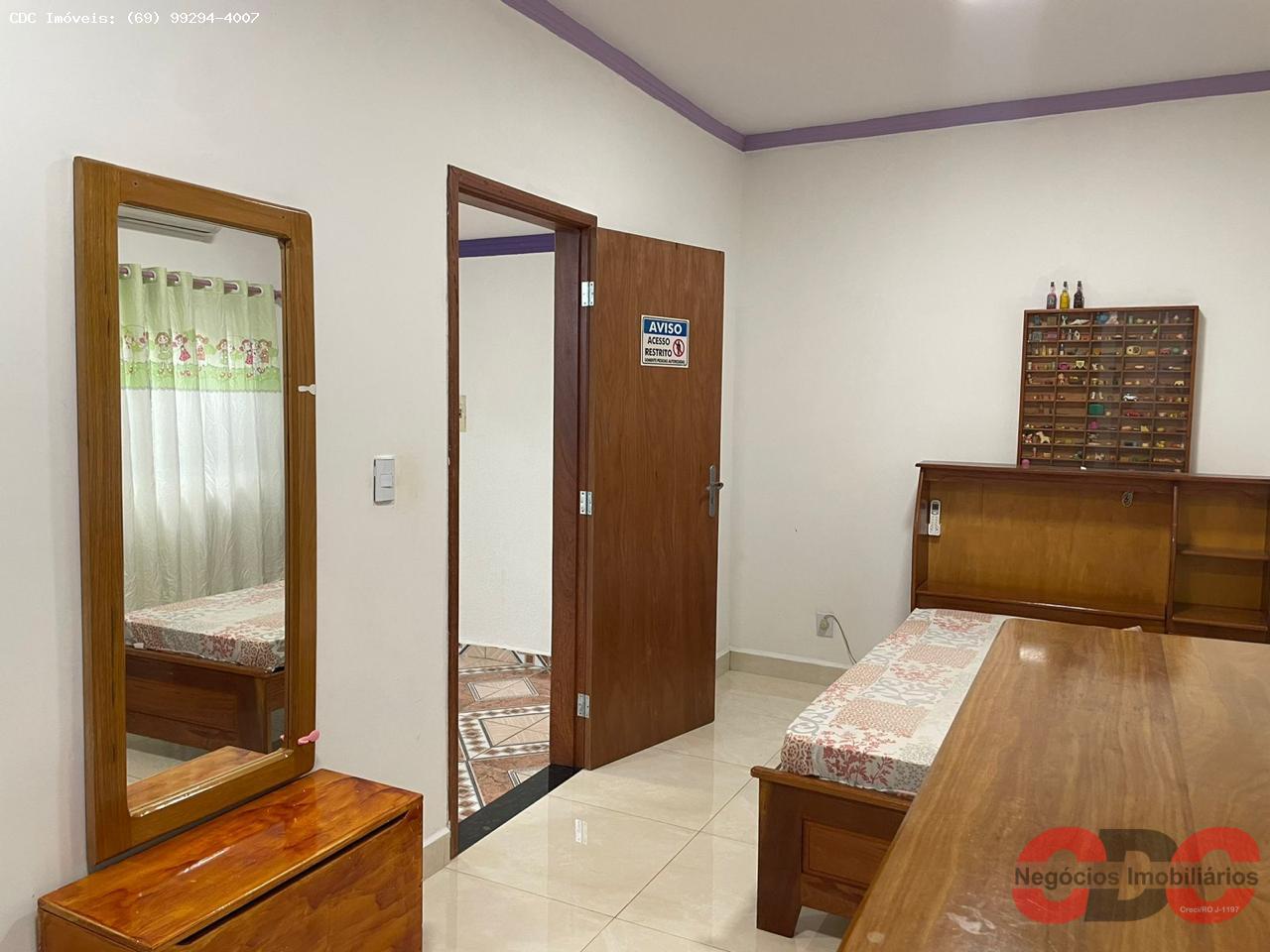 Casa para alugar com 3 quartos, 450m² - Foto 12