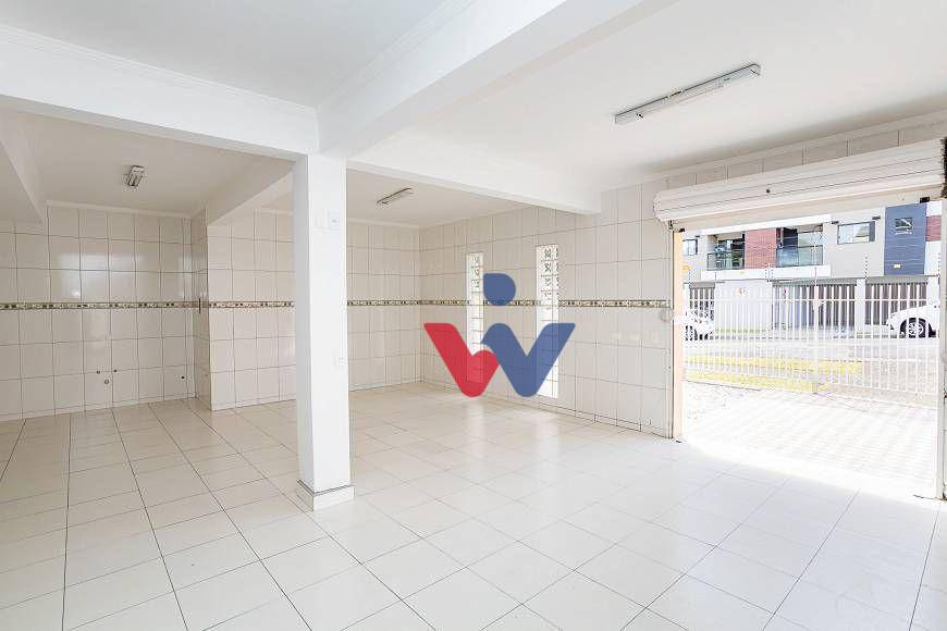 Sobrado à venda com 3 quartos, 268m² - Foto 1