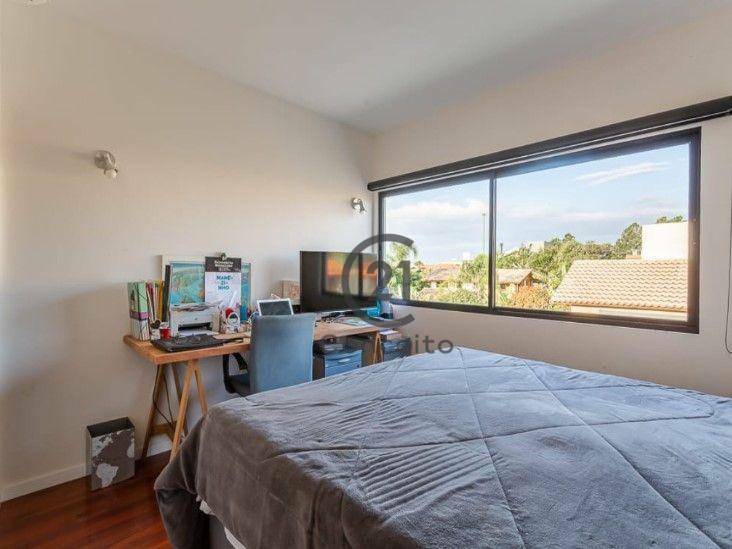 Casa à venda com 4 quartos, 198m² - Foto 15