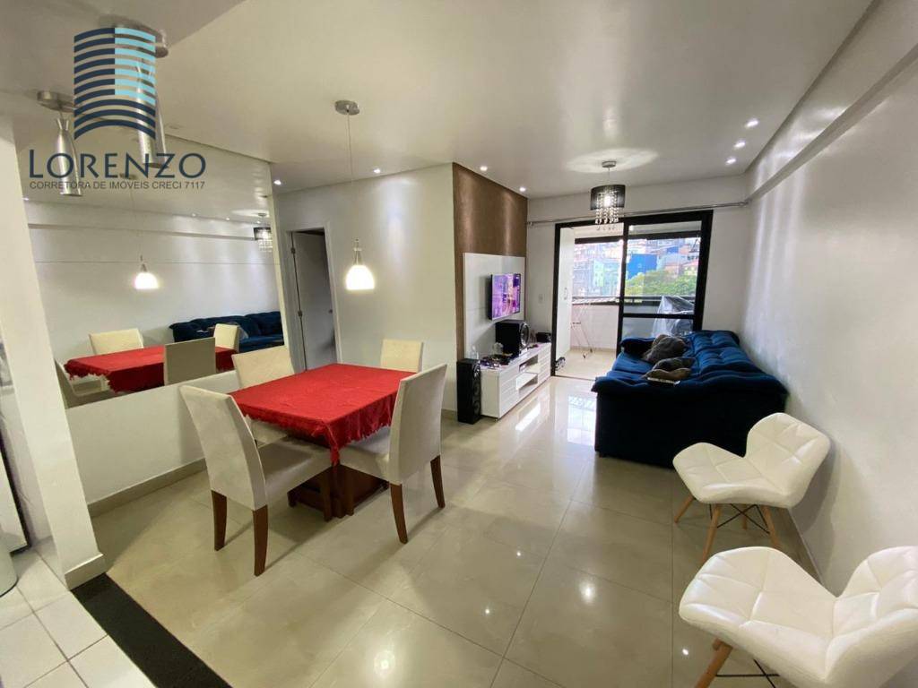 Apartamento à venda com 2 quartos, 70m² - Foto 1