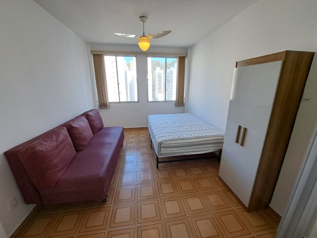 Apartamento à venda com 2 quartos, 58m² - Foto 3