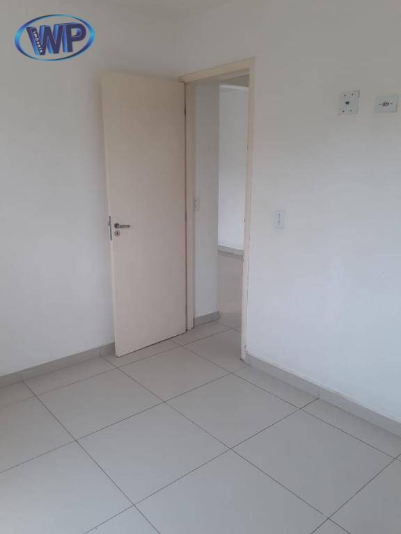 Apartamento à venda com 2 quartos, 58m² - Foto 12