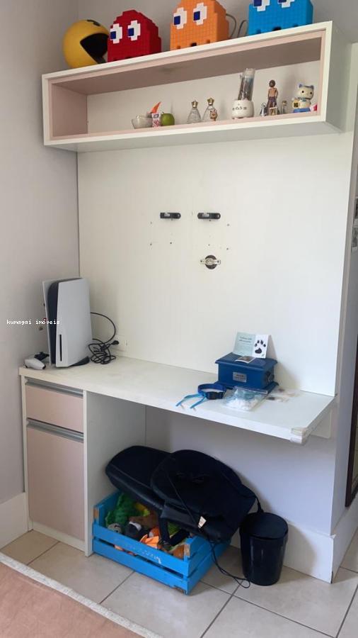 Apartamento à venda com 2 quartos, 75m² - Foto 10