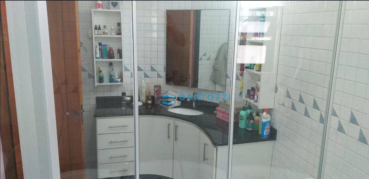 Sobrado à venda com 3 quartos, 280m² - Foto 17