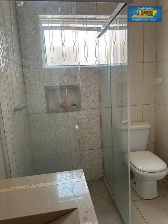 Casa à venda com 2 quartos, 88m² - Foto 8