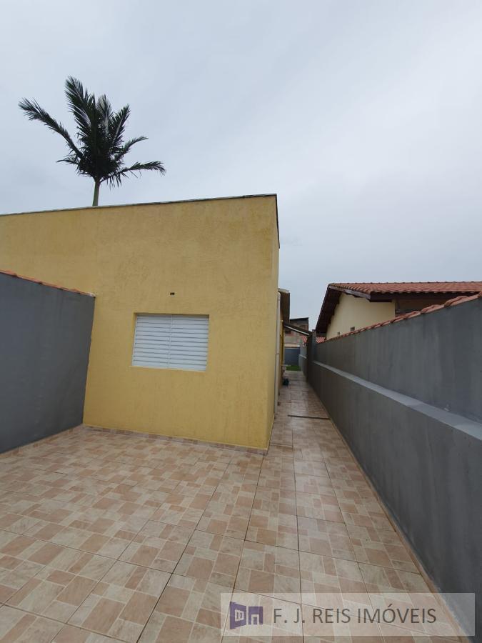 Casa à venda com 2 quartos, 160m² - Foto 11