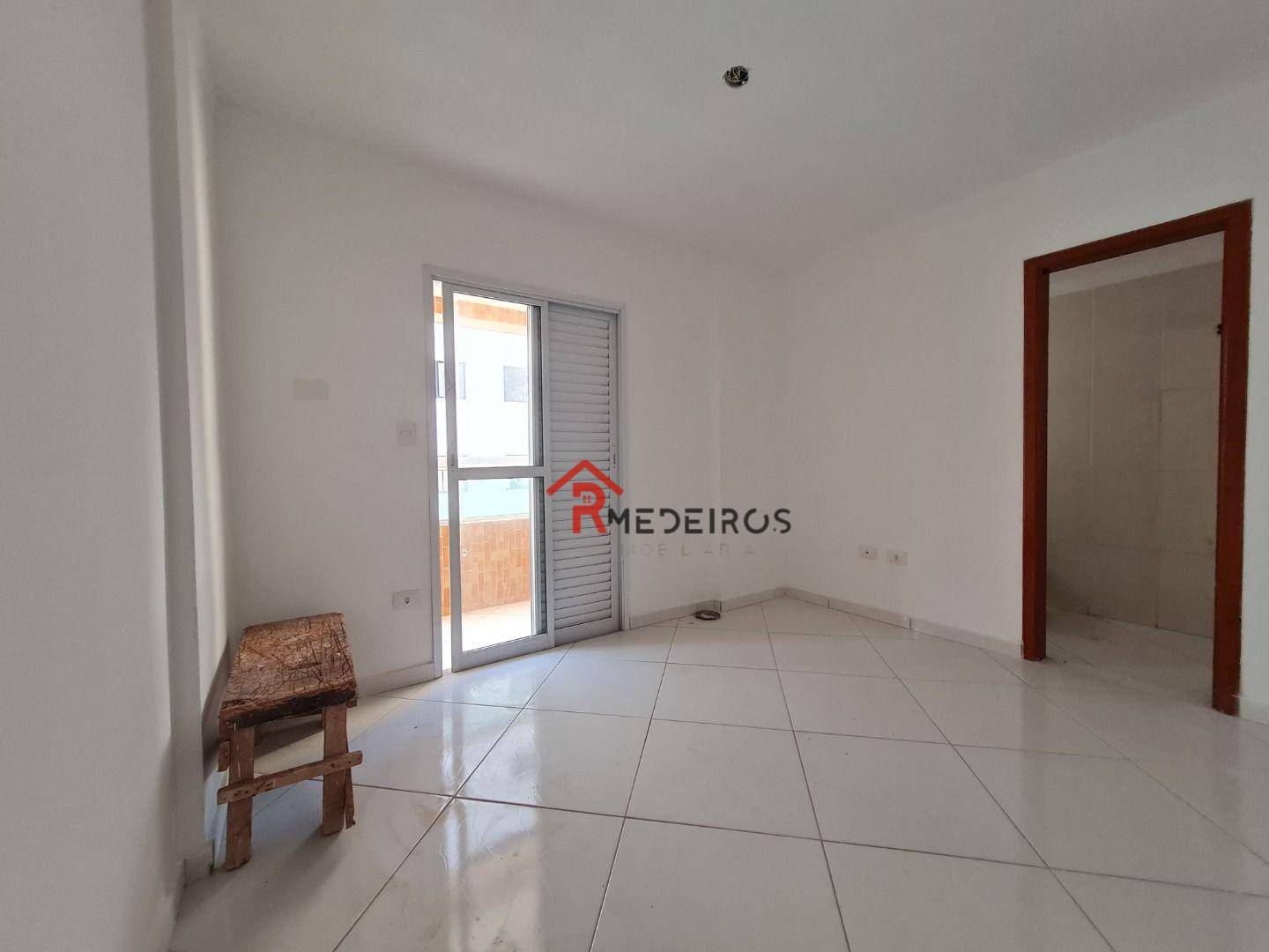 Apartamento à venda com 2 quartos, 75m² - Foto 22