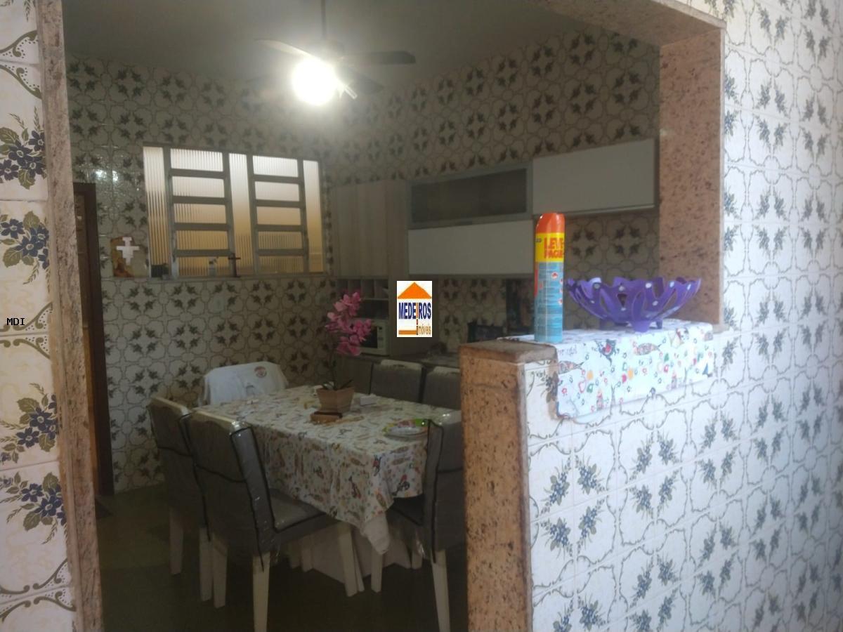 Casa à venda com 4 quartos, 600m² - Foto 21