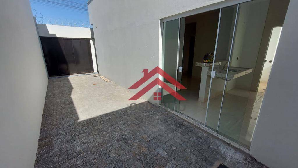 Casa à venda com 3 quartos, 68m² - Foto 12