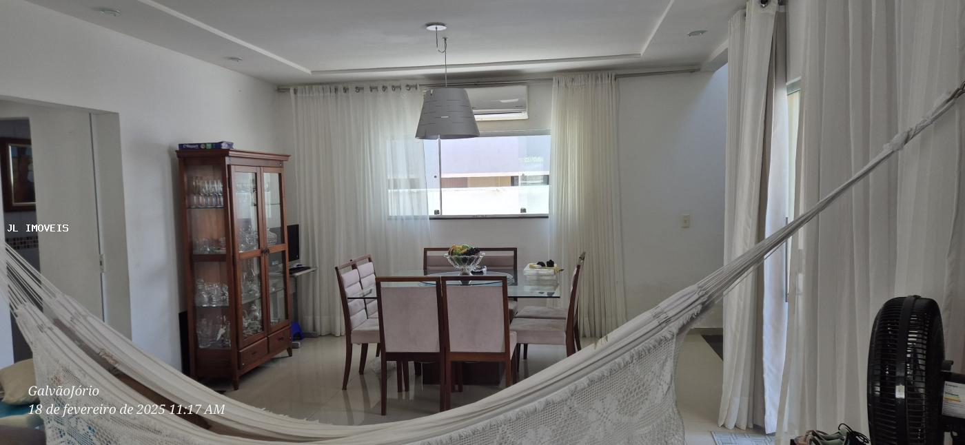 Casa de Condomínio à venda com 3 quartos, 338m² - Foto 4