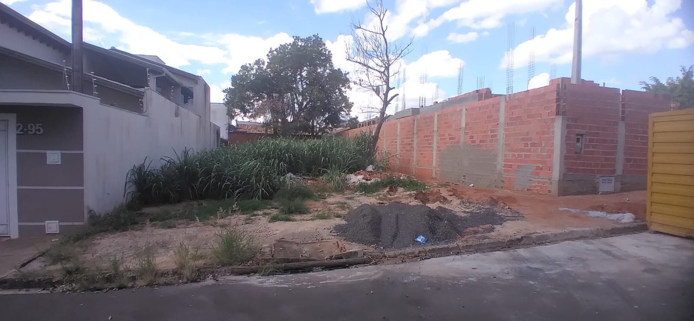 Terreno à venda, 330m² - Foto 1